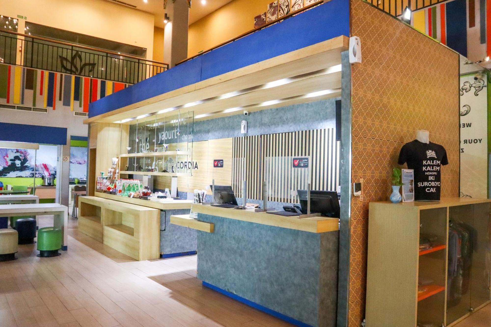 Cordia Hotel Surabaya Airport - Hotel Dalam Bandara - Formerly Ibis Budget Surabaya Airport Сидоарджо Екстериор снимка