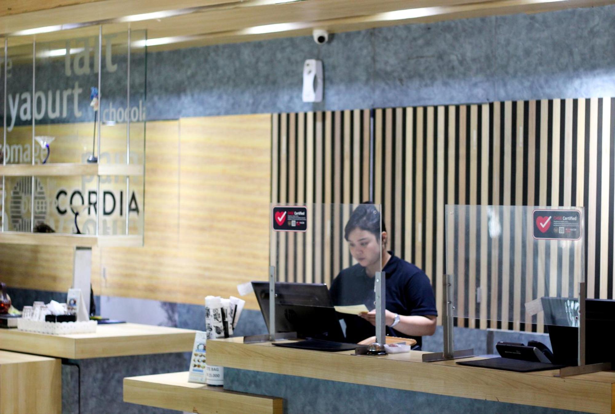 Cordia Hotel Surabaya Airport - Hotel Dalam Bandara - Formerly Ibis Budget Surabaya Airport Сидоарджо Екстериор снимка