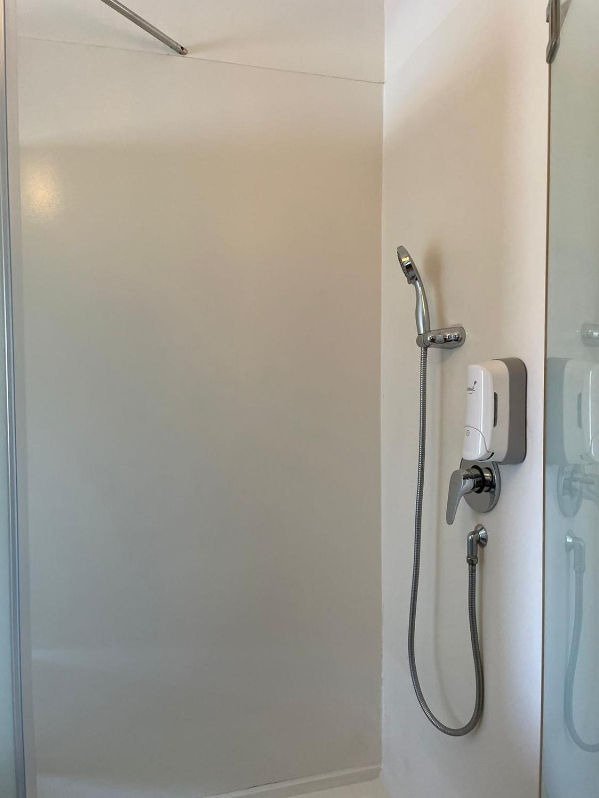 Cordia Hotel Surabaya Airport - Hotel Dalam Bandara - Formerly Ibis Budget Surabaya Airport Сидоарджо Екстериор снимка
