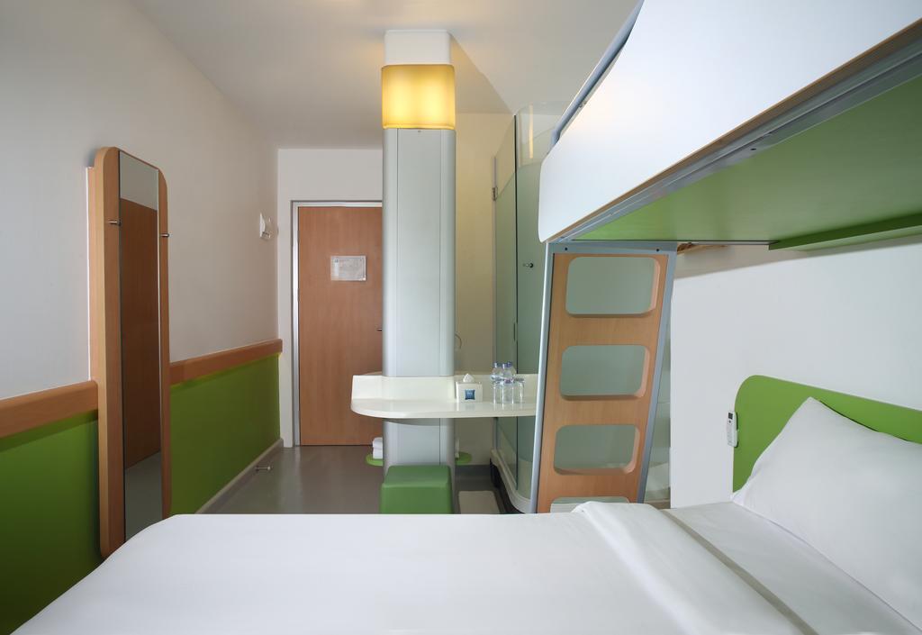 Cordia Hotel Surabaya Airport - Hotel Dalam Bandara - Formerly Ibis Budget Surabaya Airport Сидоарджо Екстериор снимка