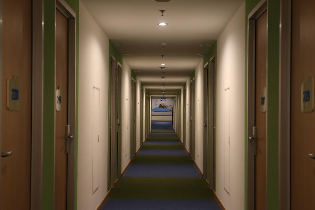 Cordia Hotel Surabaya Airport - Hotel Dalam Bandara - Formerly Ibis Budget Surabaya Airport Сидоарджо Екстериор снимка