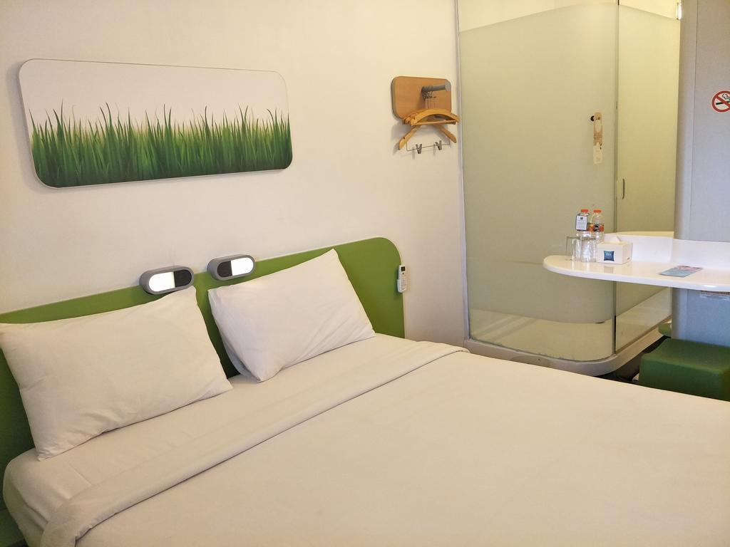Cordia Hotel Surabaya Airport - Hotel Dalam Bandara - Formerly Ibis Budget Surabaya Airport Сидоарджо Екстериор снимка